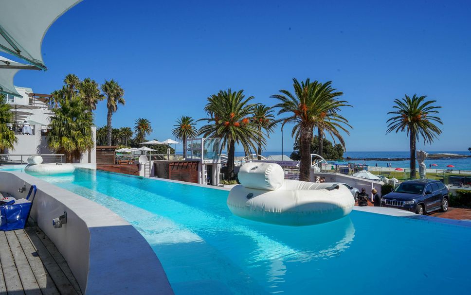 สระว่ายน้ำ รูปภาพ