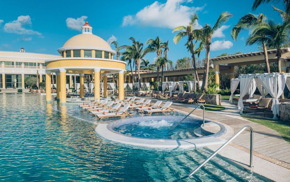 สระว่ายน้ำ รูปภาพ