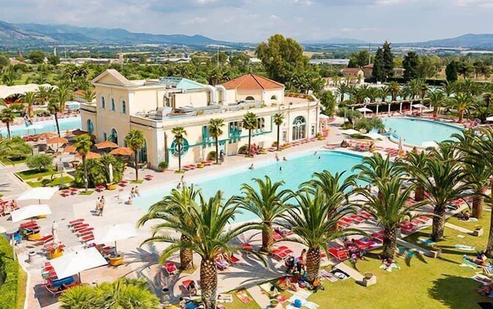 สระว่ายน้ำ รูปภาพ