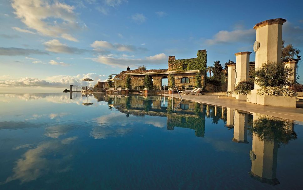 สระว่ายน้ำ รูปภาพ