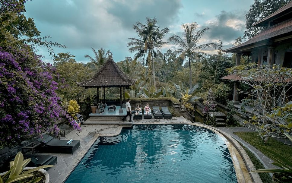 สระว่ายน้ำ รูปภาพ