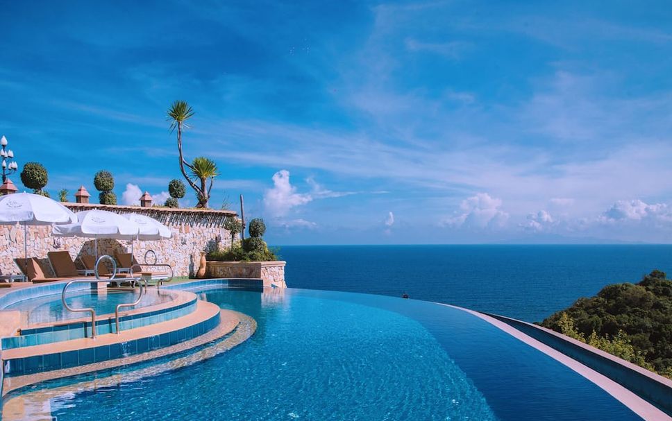 สระว่ายน้ำ รูปภาพ