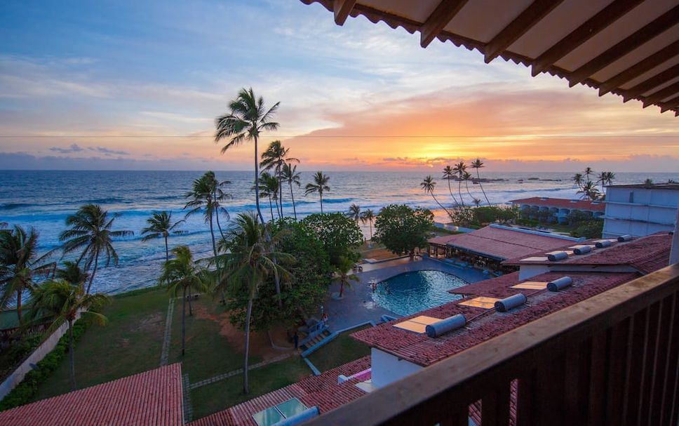 สระว่ายน้ำ รูปภาพ