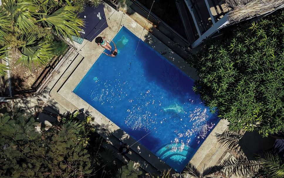 สระว่ายน้ำ รูปภาพ