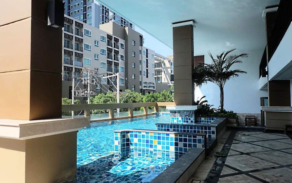 สระว่ายน้ำ รูปภาพ