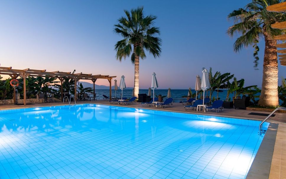 สระว่ายน้ำ รูปภาพ