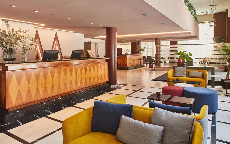 แผนกต้อนรับส่วนหน้า รูปภาพ