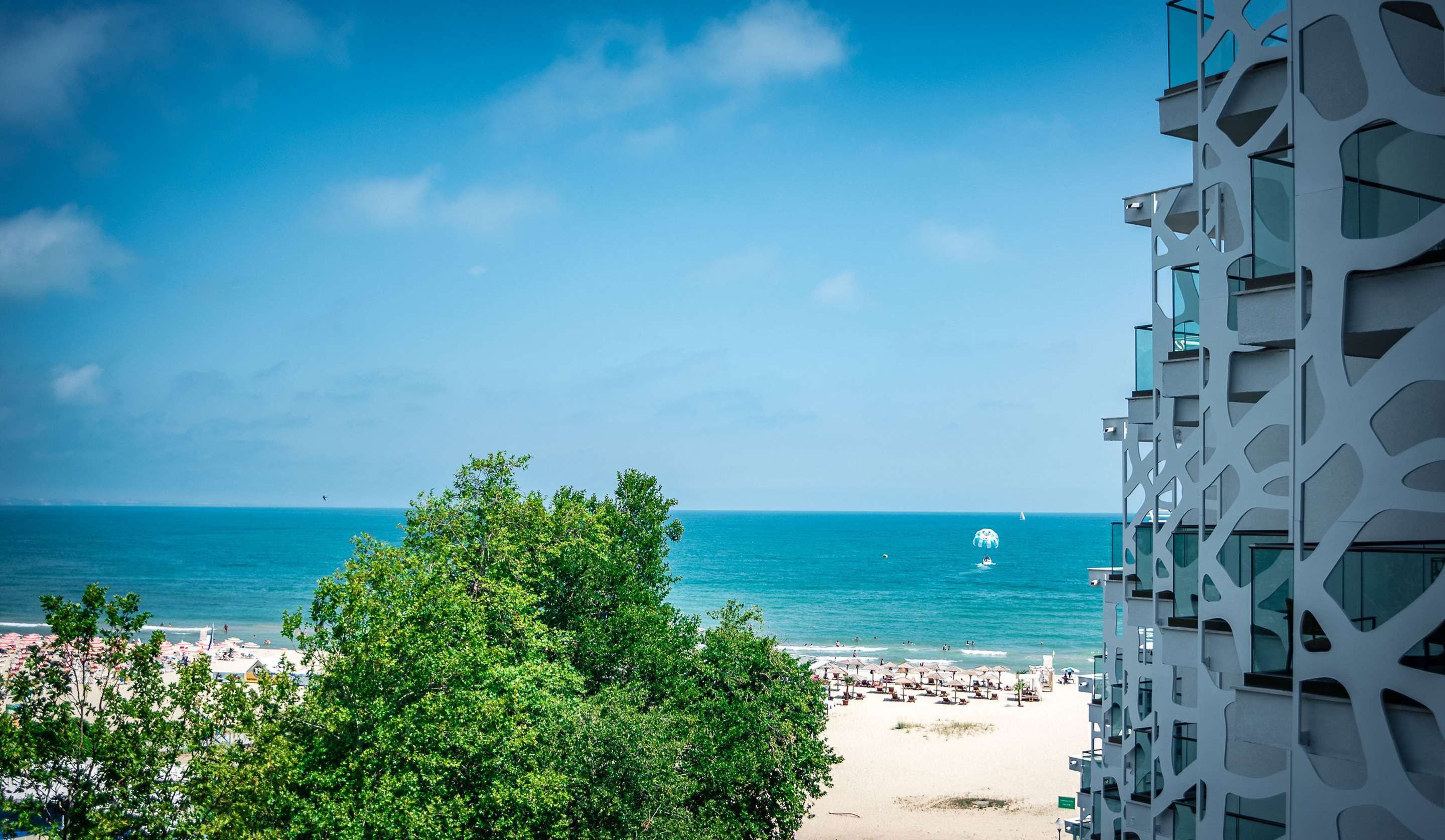 ชายหาด