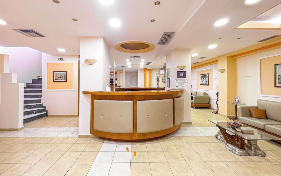 แผนกต้อนรับส่วนหน้า รูปภาพ