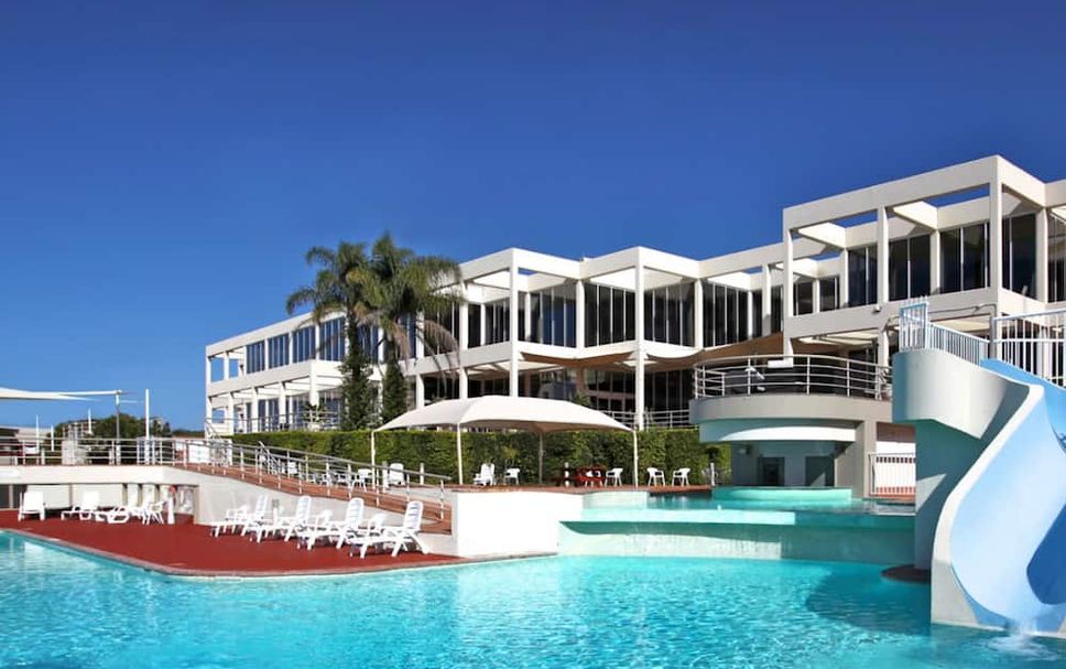 สระว่ายน้ำ รูปภาพ