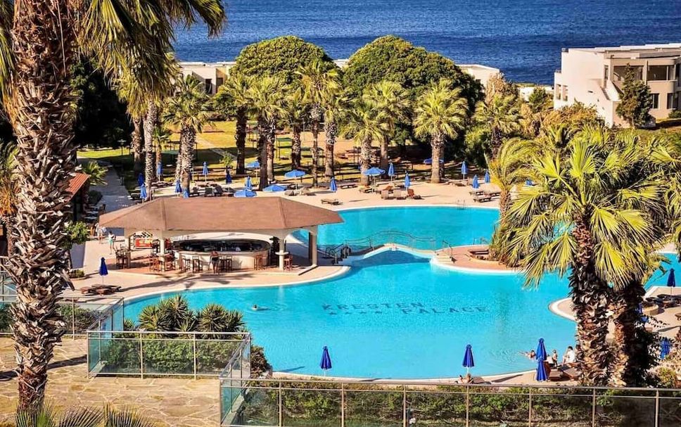 สระว่ายน้ำ รูปภาพ