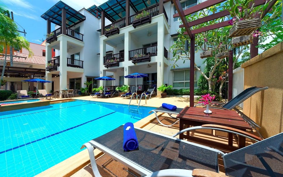 สระว่ายน้ำ รูปภาพ