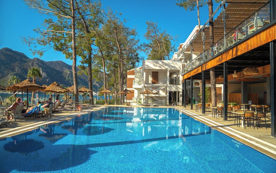 สระว่ายน้ำ รูปภาพ