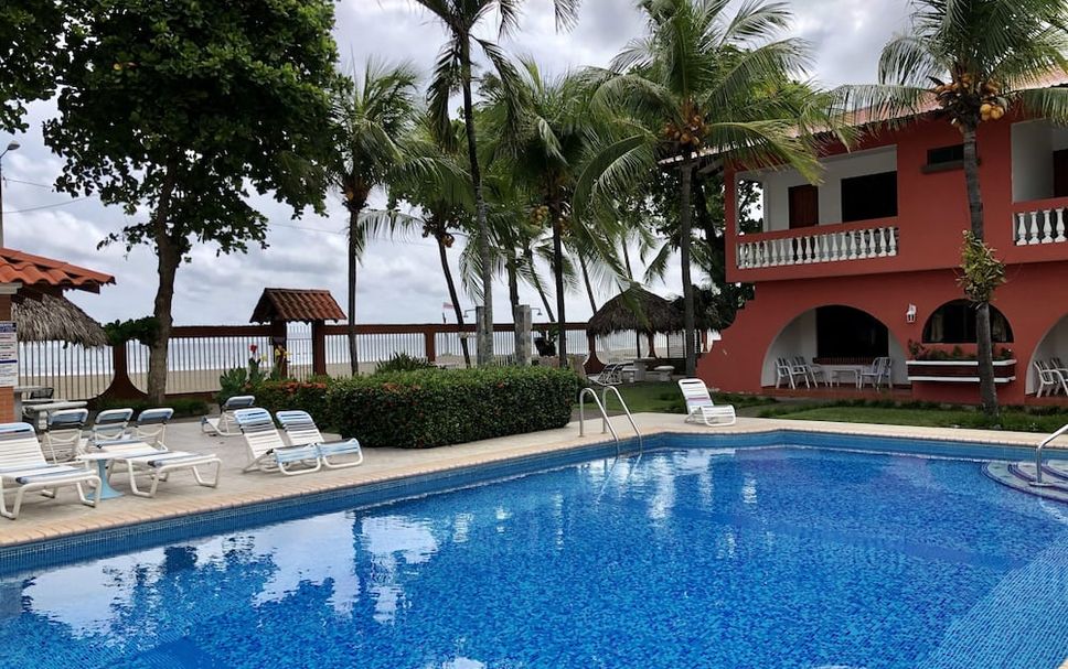 สระว่ายน้ำ รูปภาพ