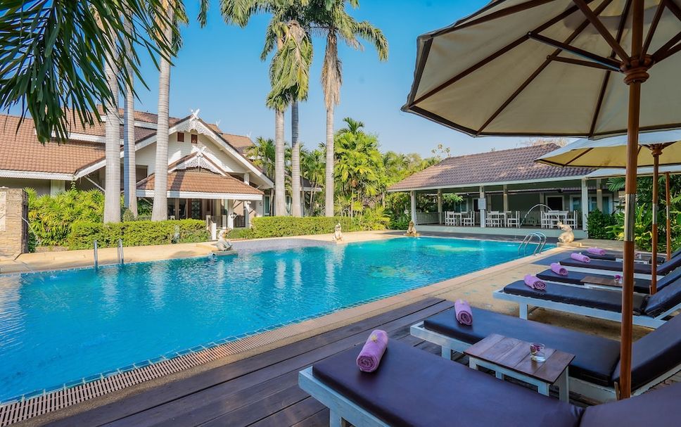 สระว่ายน้ำ รูปภาพ