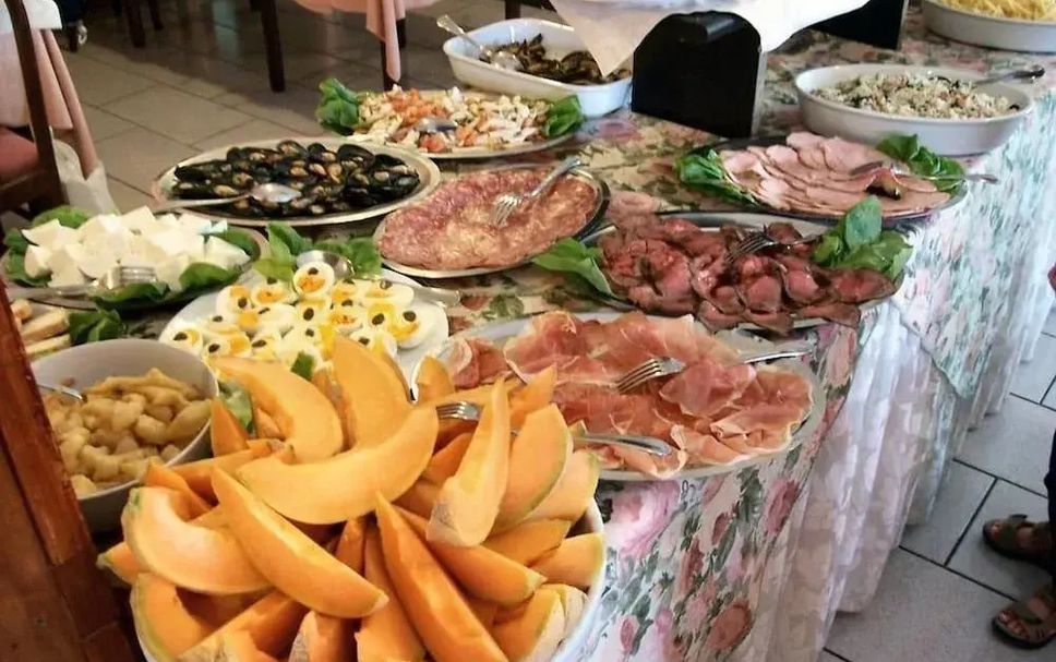 บุฟเฟ่ต์ รูปภาพ