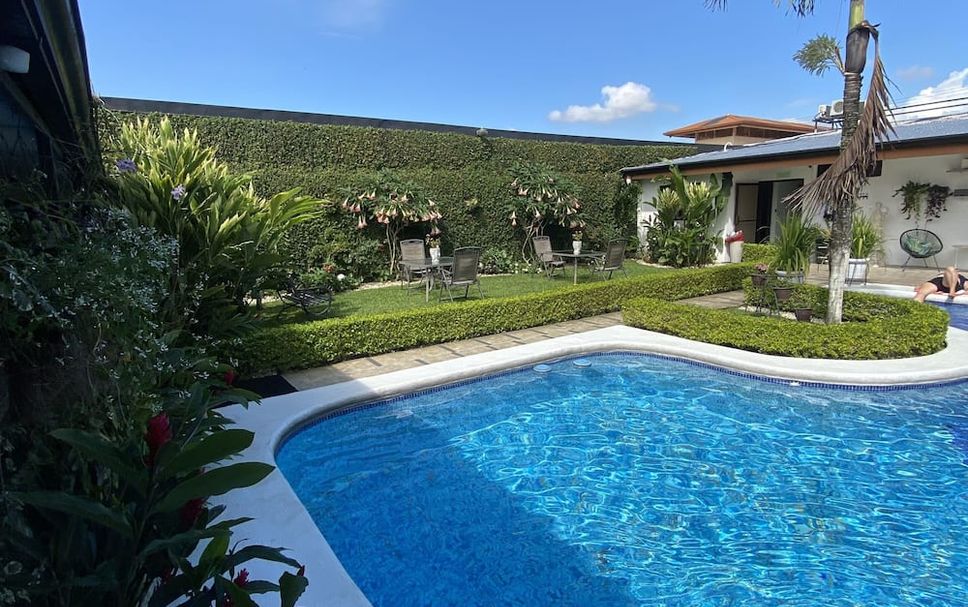 สระว่ายน้ำ รูปภาพ