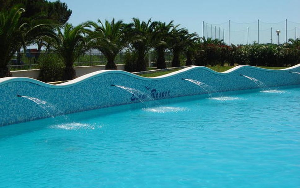 สระว่ายน้ำ รูปภาพ