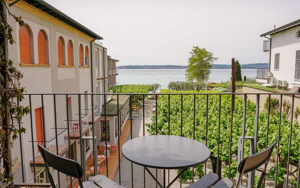 ระเบียง รูปภาพ