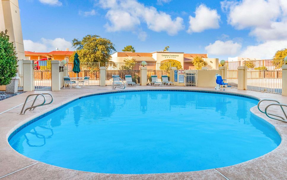 สระว่ายน้ำ รูปภาพ