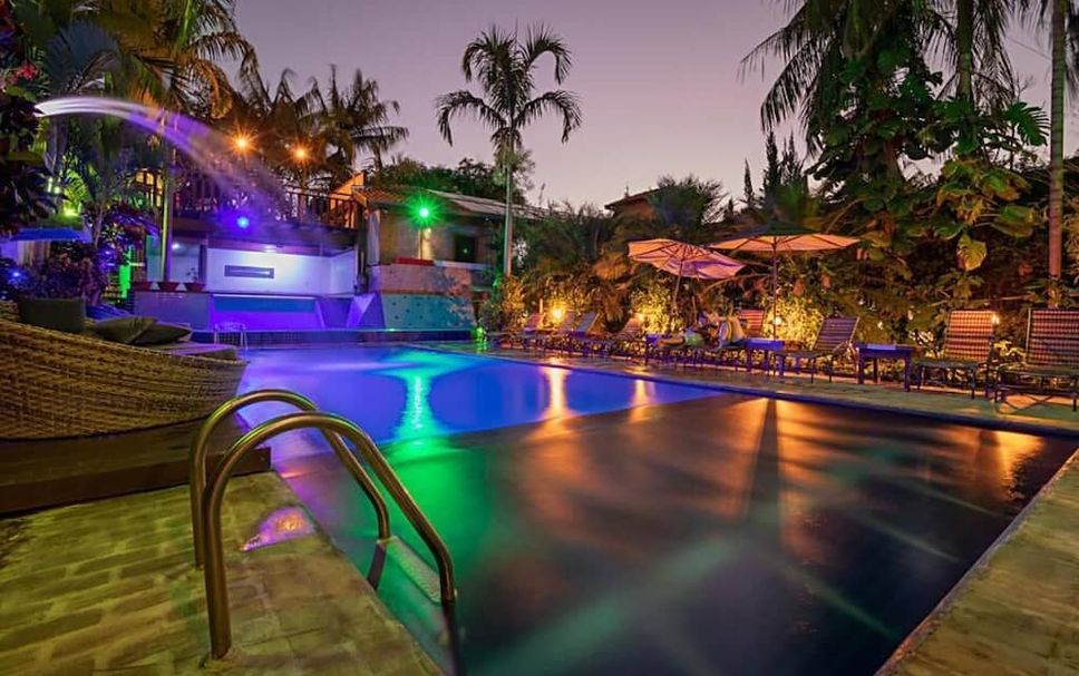 สระว่ายน้ำ รูปภาพ