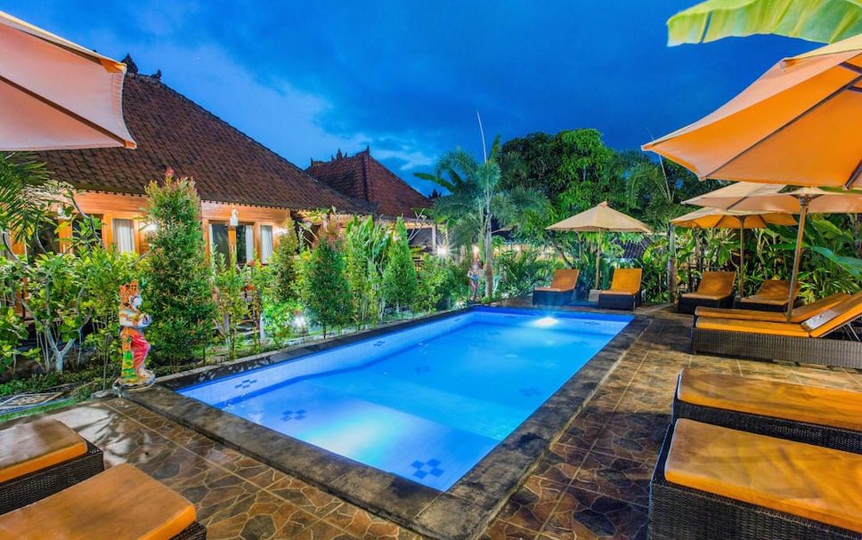 สระว่ายน้ำ รูปภาพ