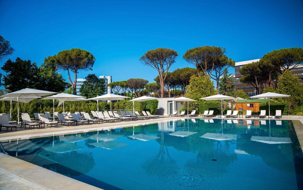 สระว่ายน้ำ รูปภาพ