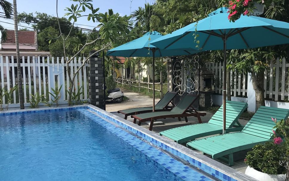 สระว่ายน้ำ รูปภาพ