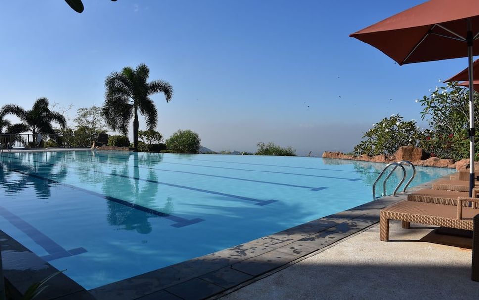 สระว่ายน้ำ รูปภาพ