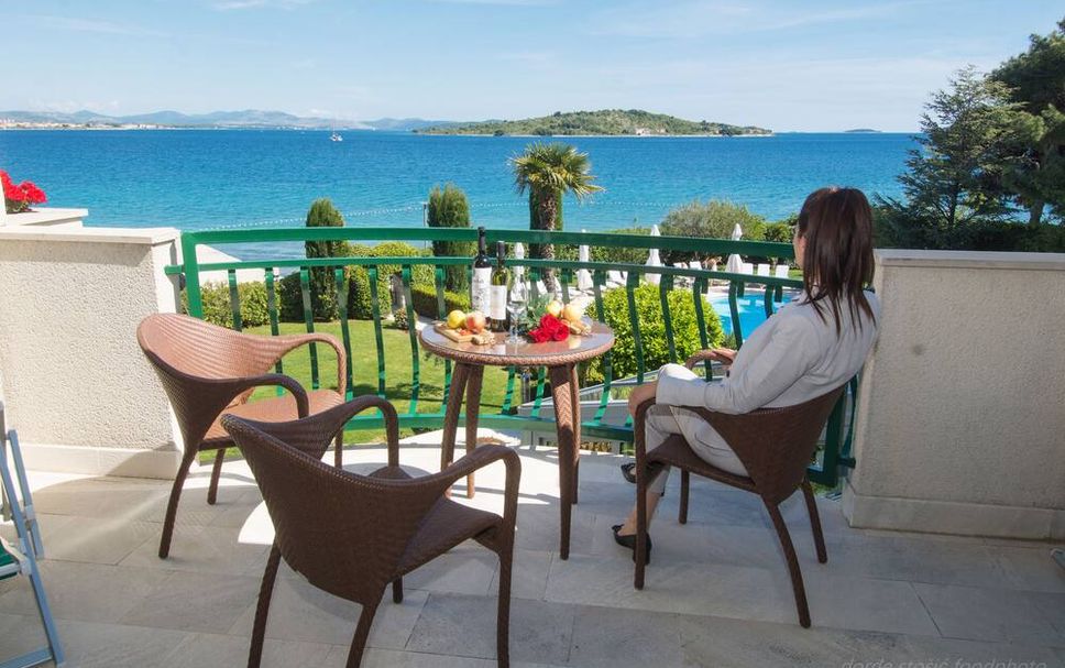 ระเบียง รูปภาพ