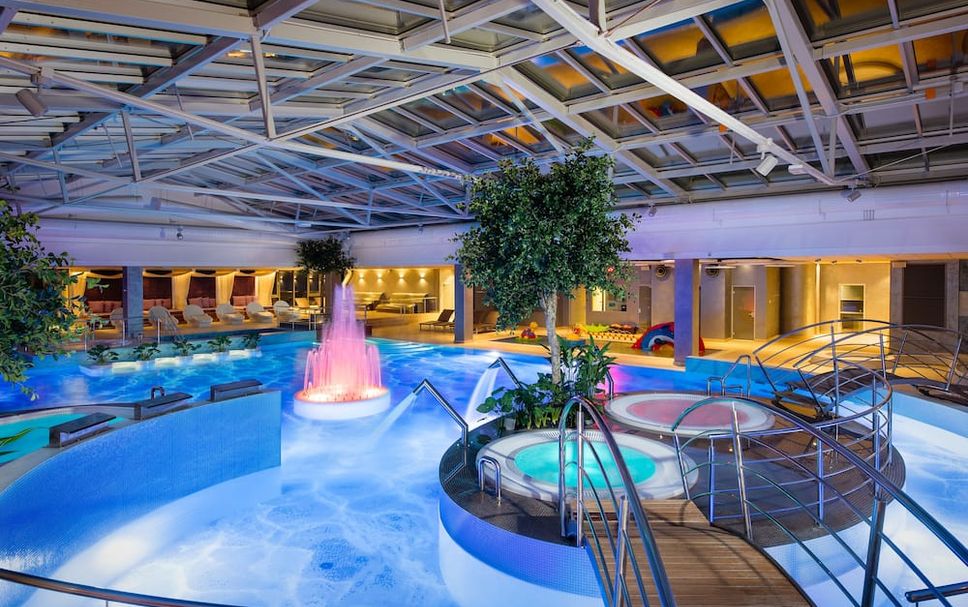 สระว่ายน้ำ รูปภาพ