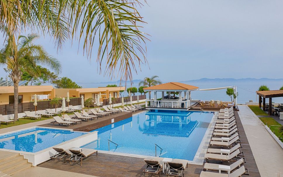 สระว่ายน้ำ รูปภาพ