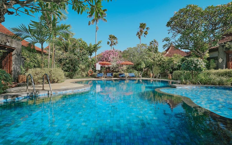 สระว่ายน้ำ รูปภาพ