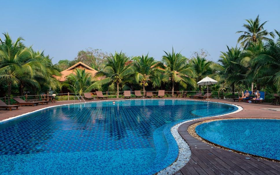 สระว่ายน้ำ รูปภาพ