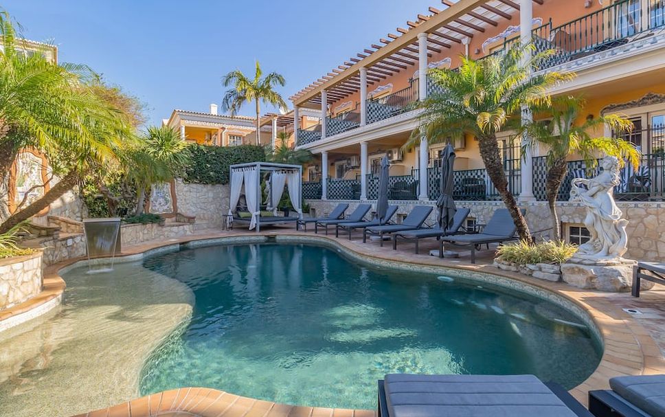 สระว่ายน้ำ รูปภาพ