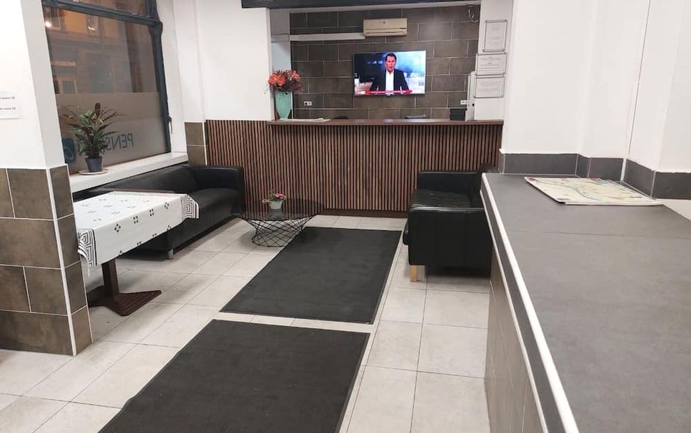 แผนกต้อนรับส่วนหน้า รูปภาพ