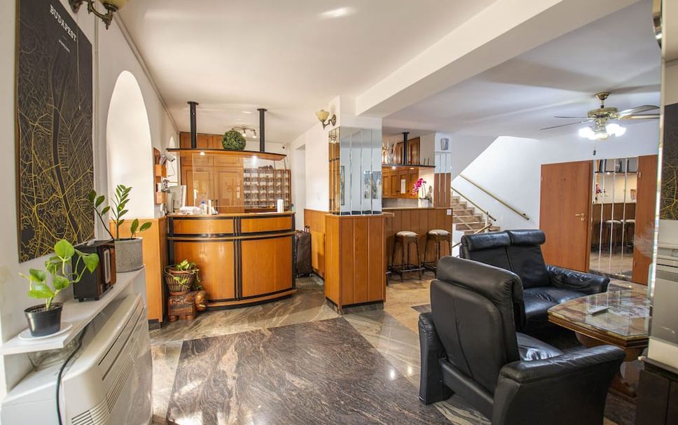 แผนกต้อนรับส่วนหน้า รูปภาพ