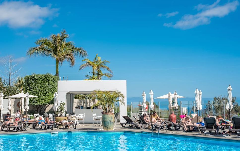 สระว่ายน้ำ รูปภาพ