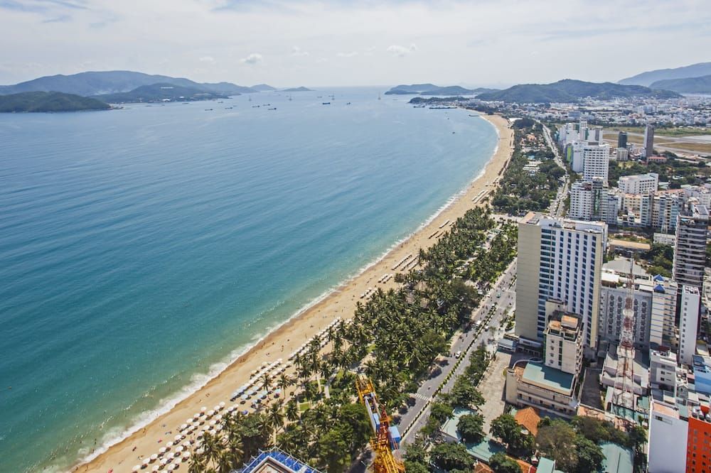 ชายหาด