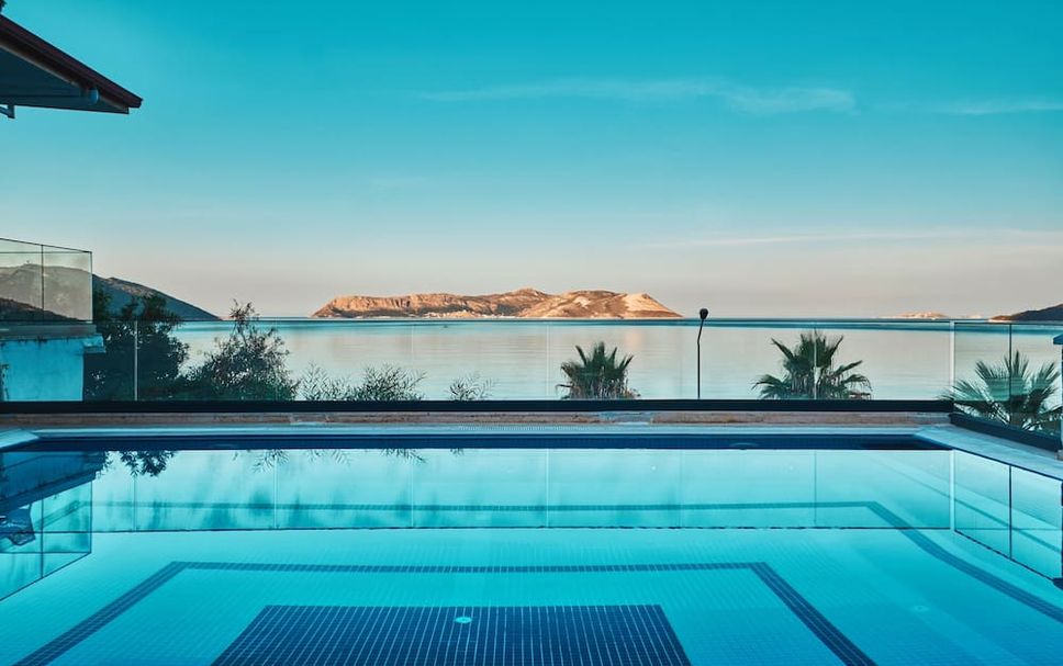 สระว่ายน้ำ รูปภาพ