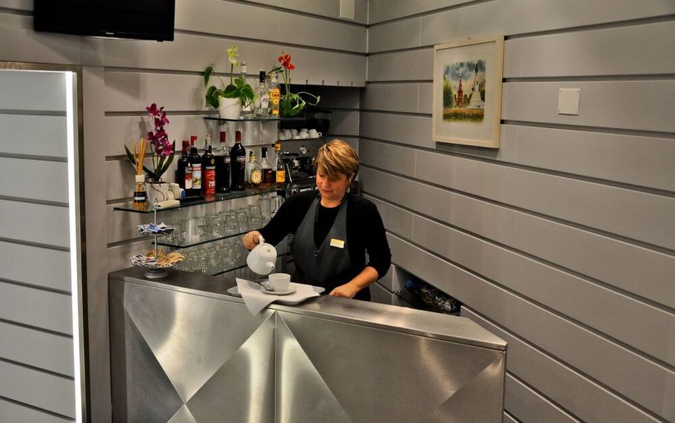 แผนกต้อนรับส่วนหน้า รูปภาพ