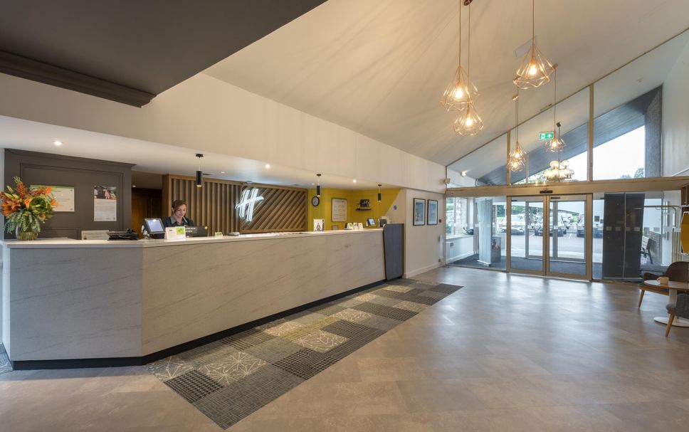 แผนกต้อนรับส่วนหน้า รูปภาพ