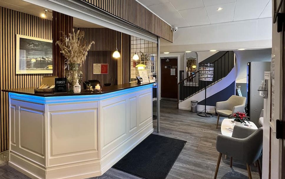 แผนกต้อนรับส่วนหน้า รูปภาพ