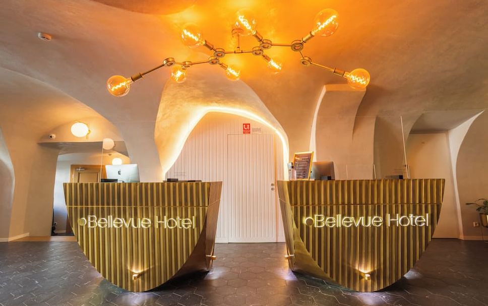 แผนกต้อนรับส่วนหน้า รูปภาพ