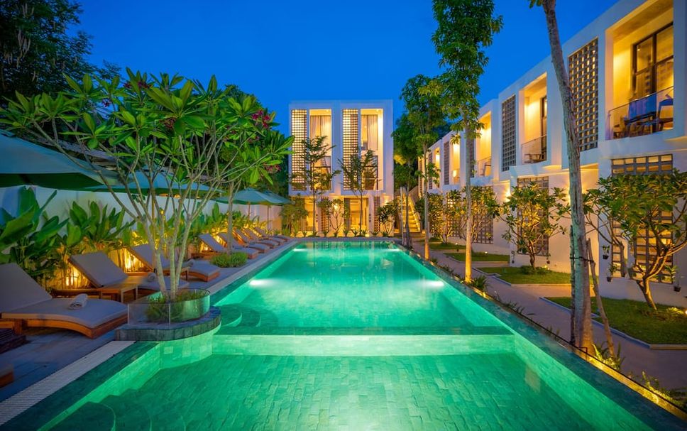 สระว่ายน้ำ รูปภาพ