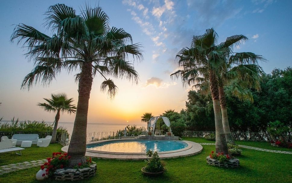 สระว่ายน้ำ รูปภาพ