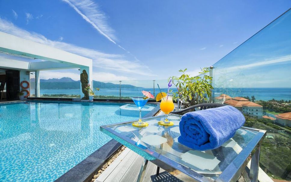 สระว่ายน้ำ รูปภาพ