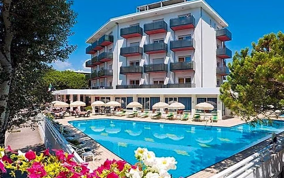 สระว่ายน้ำ รูปภาพ