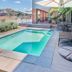 สระว่ายน้ำ