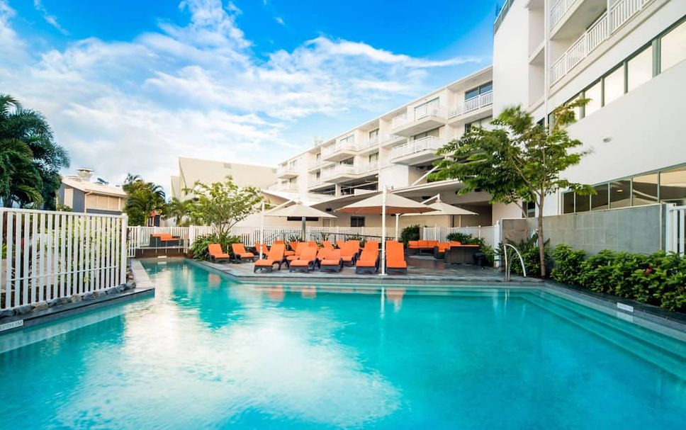 สระว่ายน้ำ รูปภาพ